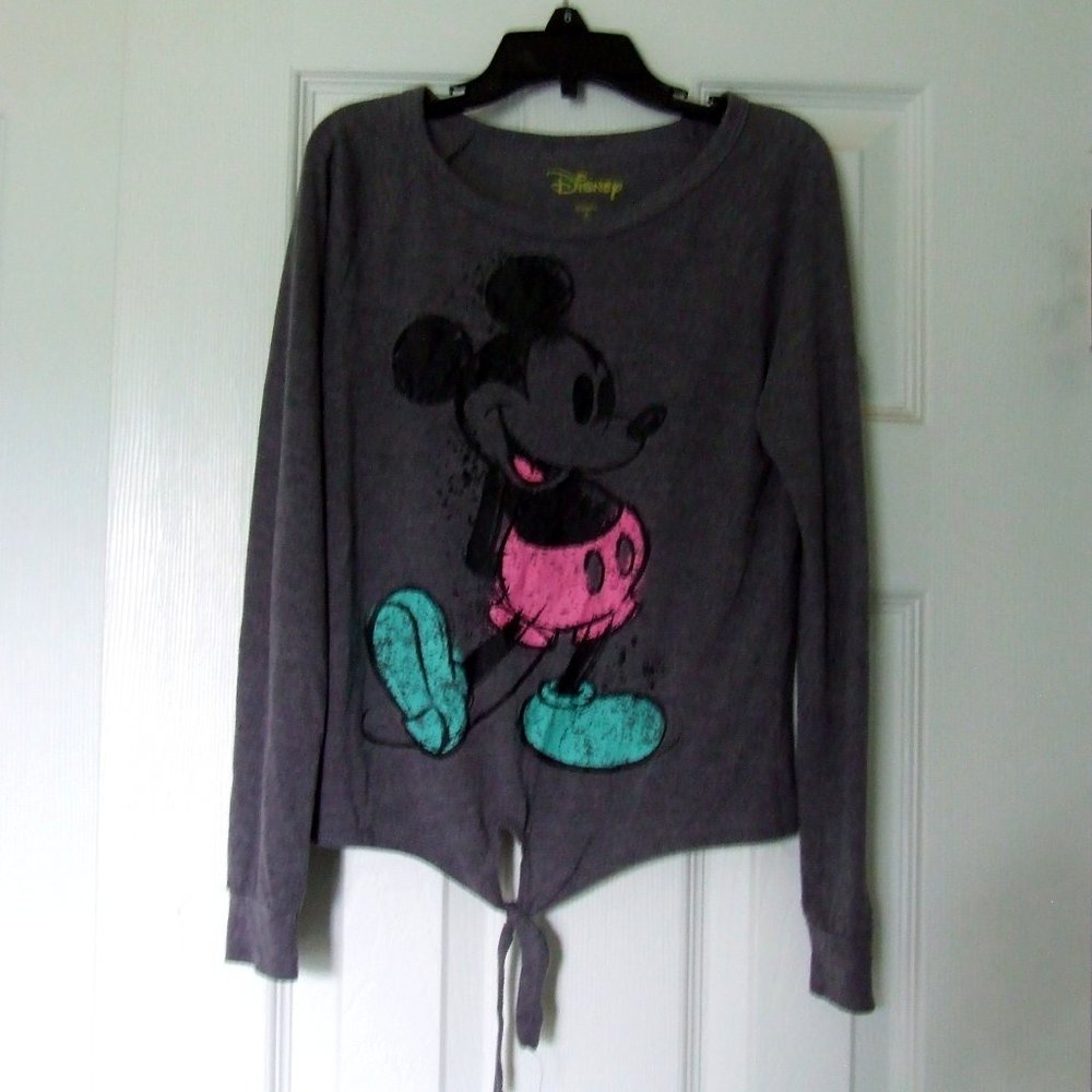 Disney, S (7/8), Dark gray